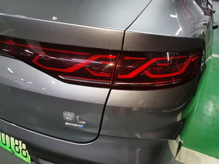 Фото 8 - BYD Qin L