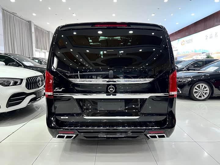 Фото 4 - Mercedes-Benz V-Class