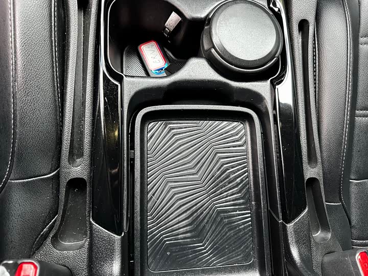 Фото 9 - Honda CR-V Hybrid