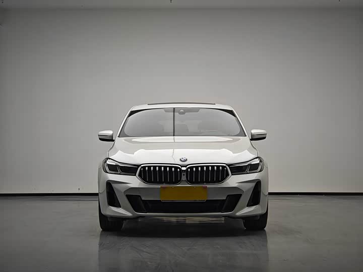 Фото 2 - BMW 6 Series GT