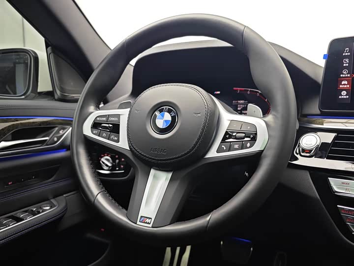 Фото 9 - BMW 6 Series GT