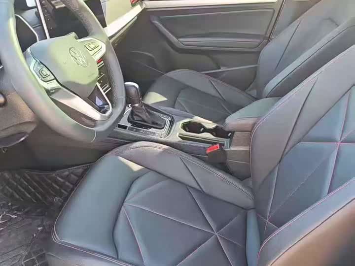 Фото 5 - Volkswagen Lavida