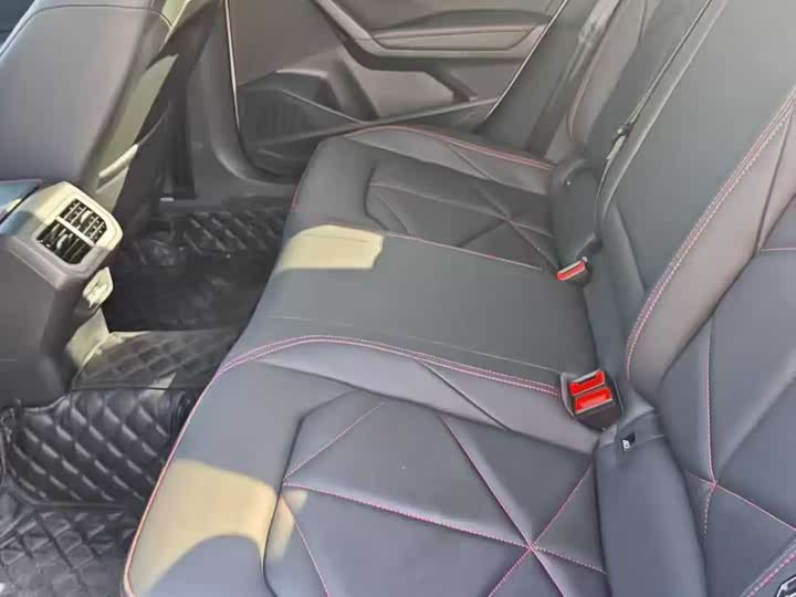 Фото 6 - Volkswagen Lavida