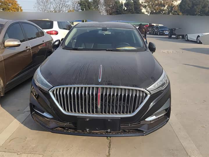 Фото 2 - Hongqi H5