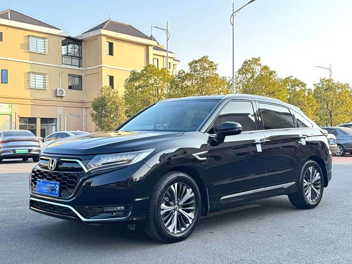 Фото 1 - Honda UR-V