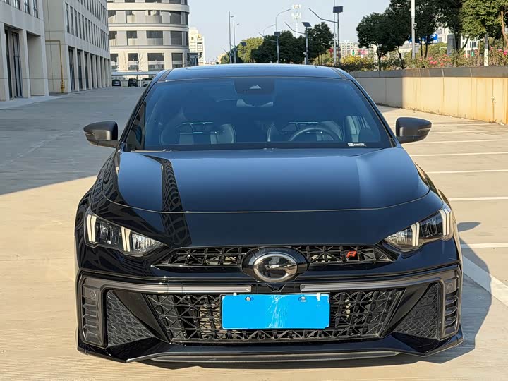 Фото 2 - GAC Trumpchi Empow R