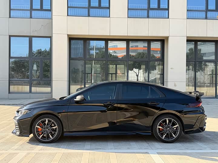 Фото 4 - GAC Trumpchi Empow R