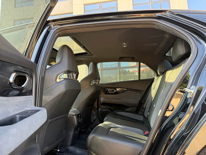 Фото 6 - GAC Trumpchi Empow R