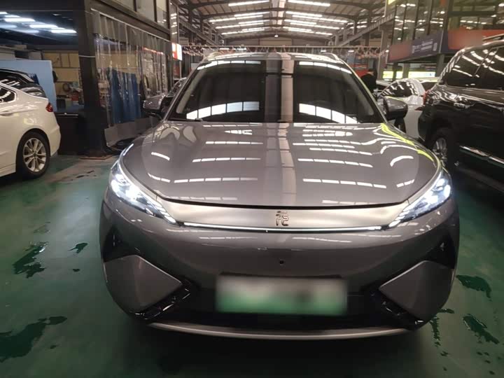 Фото 3 - BYD Yuan Plus