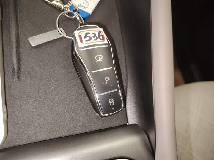 Фото 9 - BYD Yuan Plus