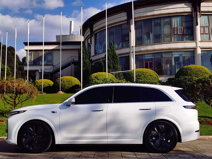 Фото 7 - LiXiang L7