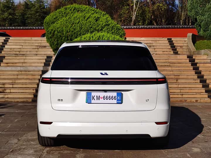 Фото 9 - LiXiang L7