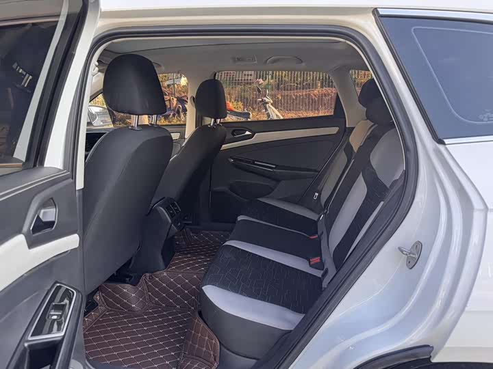 Фото 9 - Jetta VS7