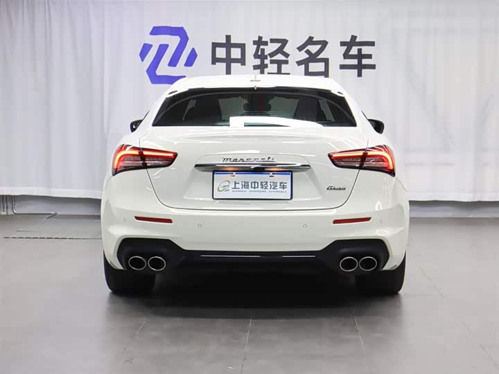 Фото 4 - Maserati Ghibli