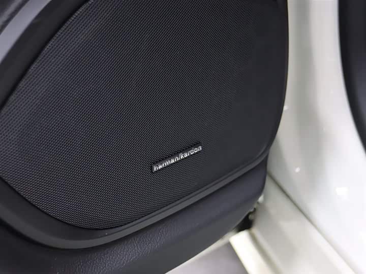 Фото 8 - Maserati Ghibli