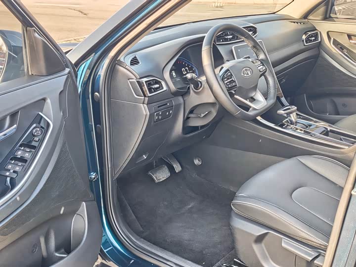 Фото 7 - Hyundai ix25 (Mufasa)