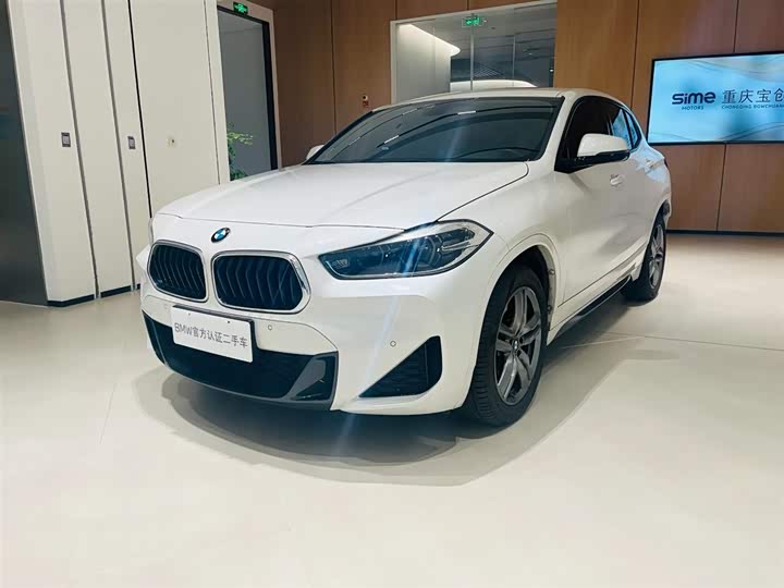 Фото 1 - BMW X2