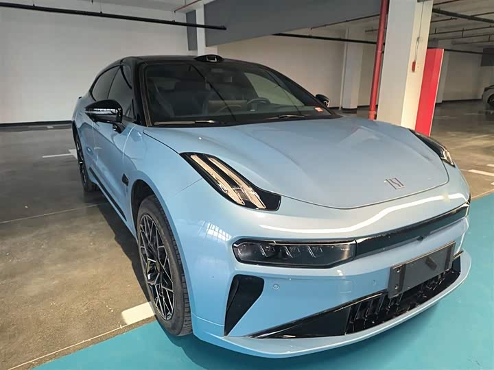 Фото 4 - Zeekr 001