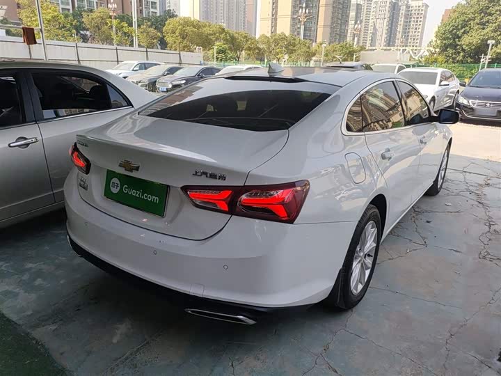 Фото 7 - Chevrolet Malibu XL