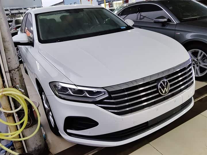 Фото 4 - Volkswagen Lavida