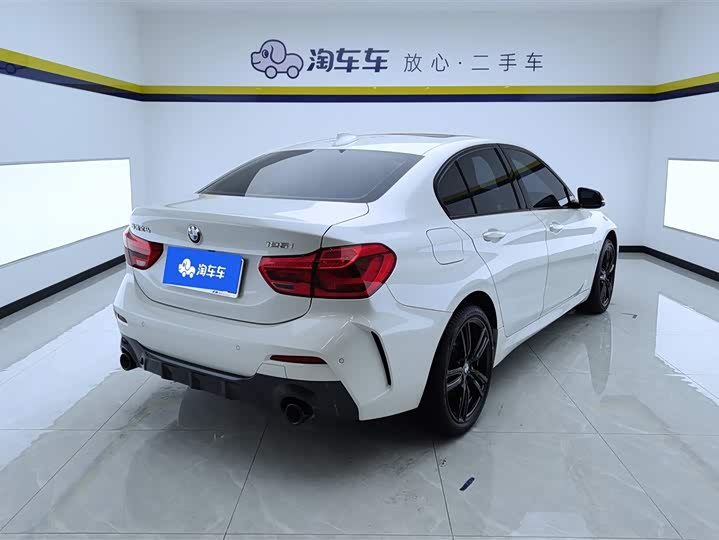 Фото 3 - BMW 1 Series