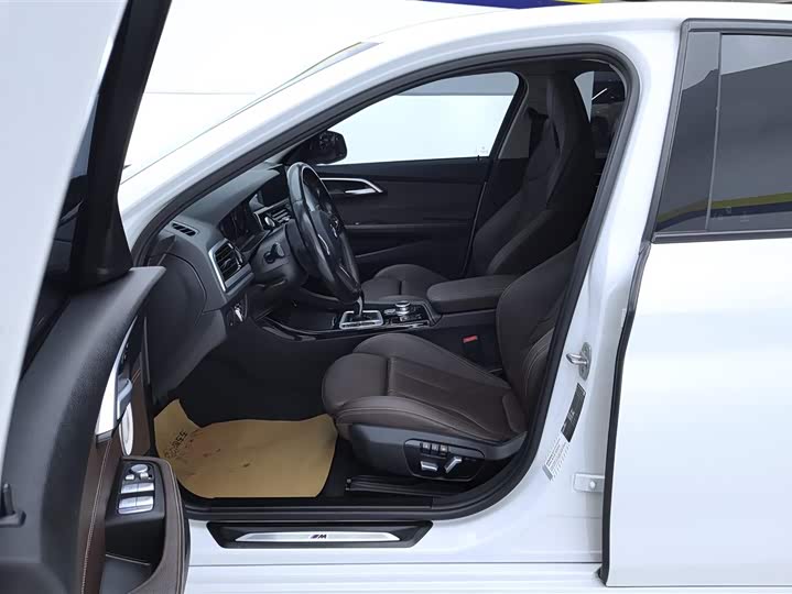 Фото 9 - BMW 1 Series