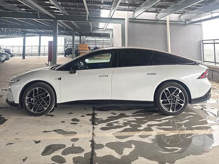 Фото 3 - XPeng F57