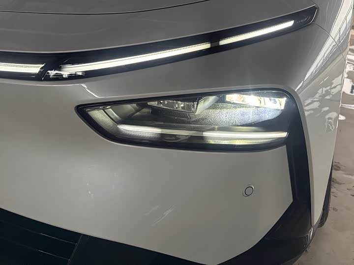 Фото 5 - XPeng F57