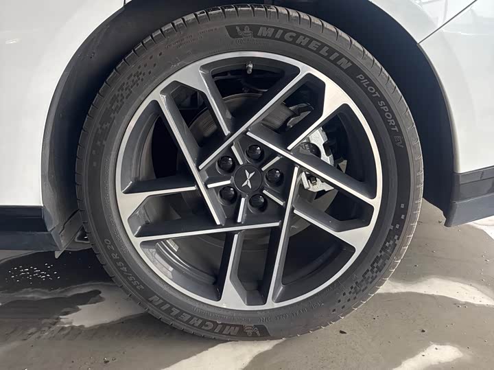 Фото 7 - XPeng F57