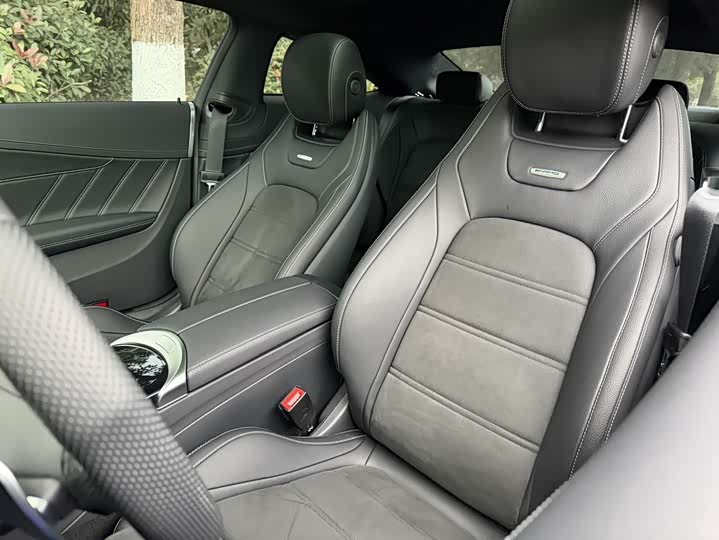 Фото 8 - Mercedes-Benz C-Class AMG