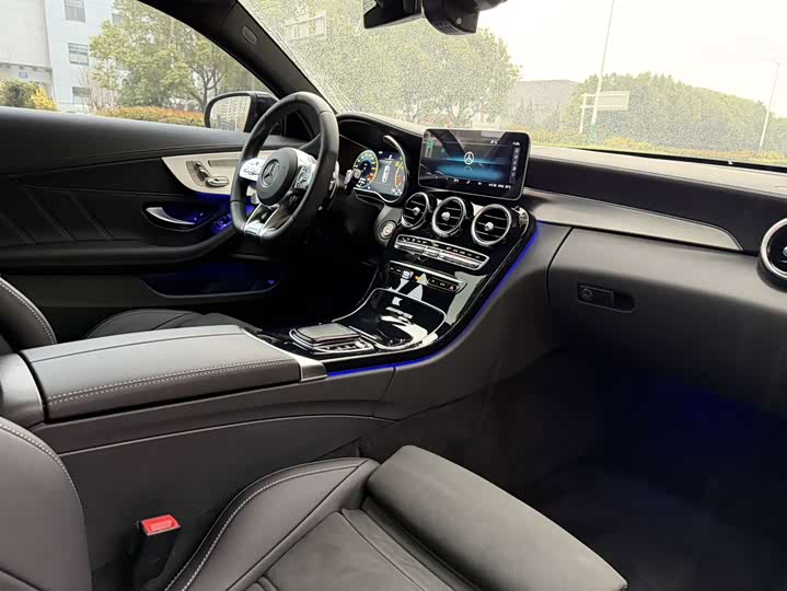 Фото 9 - Mercedes-Benz C-Class AMG