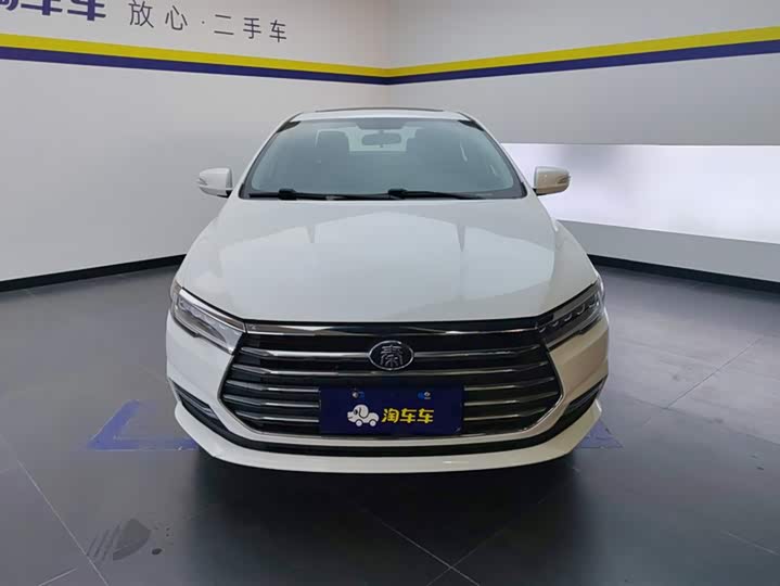 Фото 2 - BYD Qin