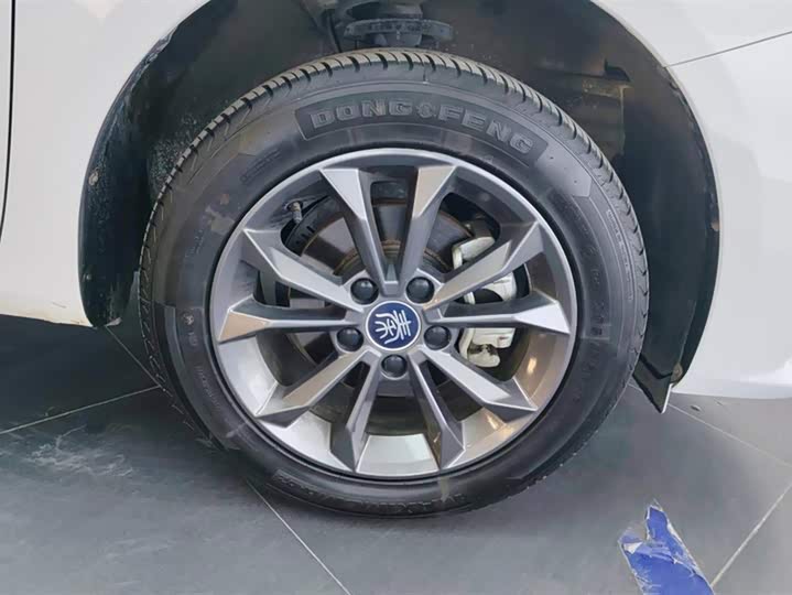 Фото 6 - BYD Qin