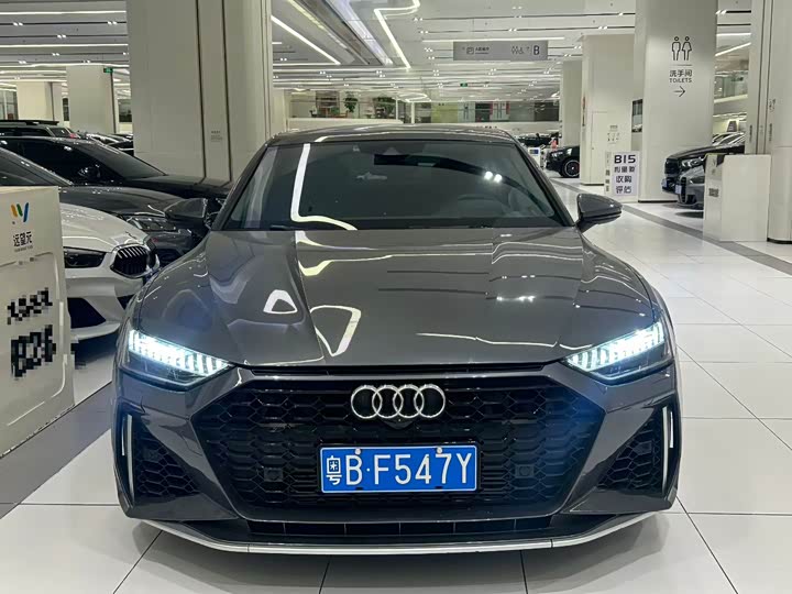 Фото 2 - Audi A7