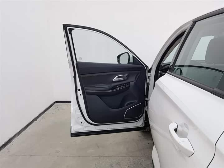 Фото 8 - Changan Oshan X7