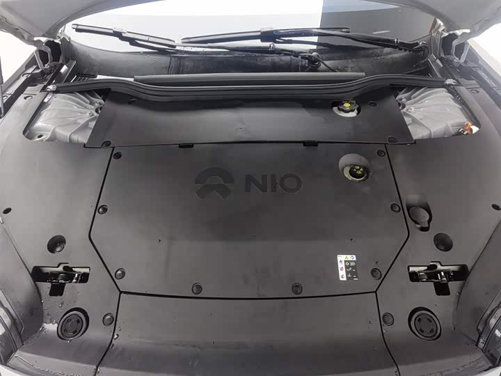 Фото 6 - Nio ET5T