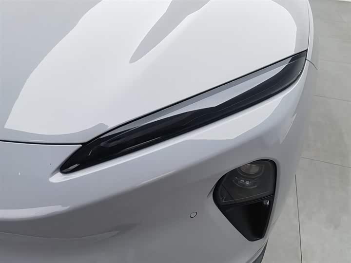 Фото 7 - Nio ET5T