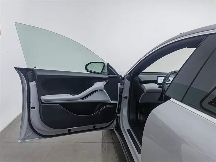 Фото 8 - Nio ET5T