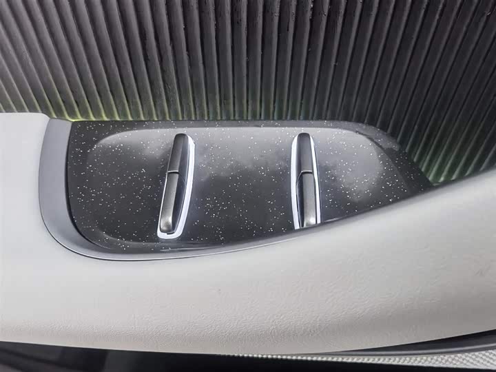 Фото 9 - Nio ET5T