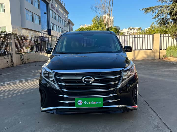 Фото 2 - GAC Trumpchi M8