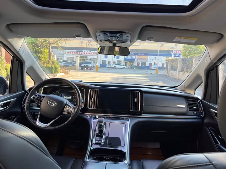 Фото 4 - GAC Trumpchi M8