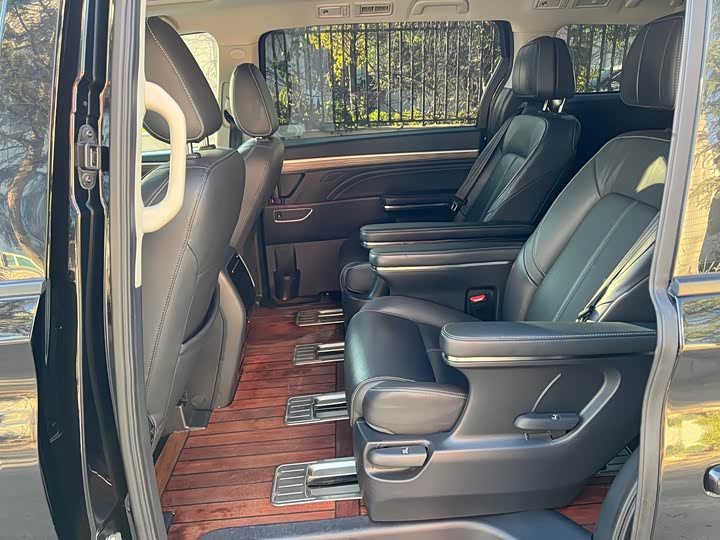 Фото 7 - GAC Trumpchi M8