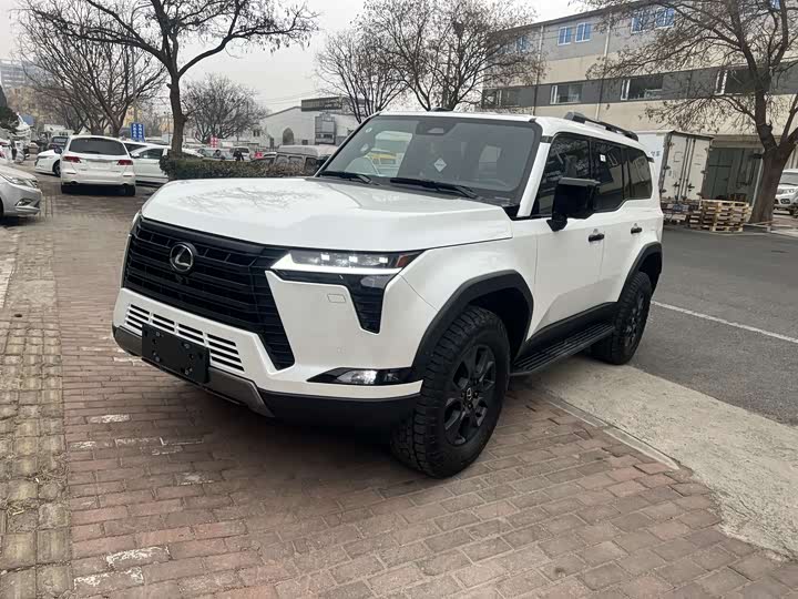 Фото 1 - Lexus GX