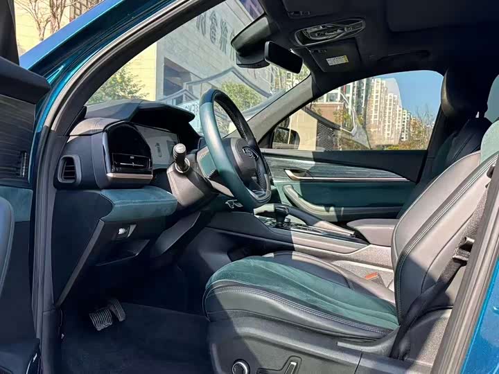 Фото 5 - Geely Monjaro