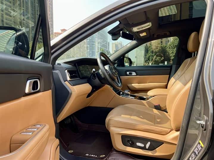 Фото 4 - LiXiang One