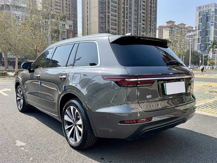 Фото 7 - LiXiang One