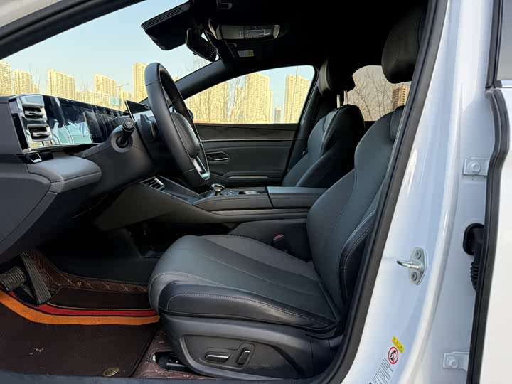 Фото 4 - BYD Qin L