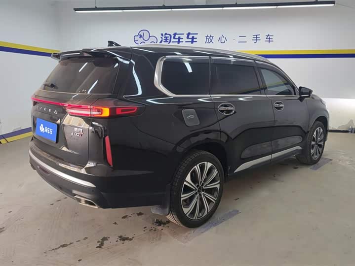 Фото 3 - Exeed VX