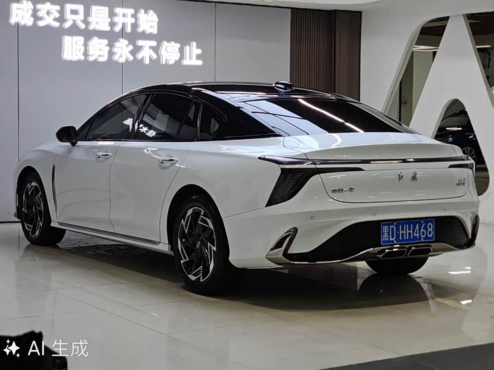 Фото 2 - Hongqi H6