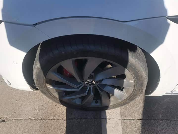 Фото 7 - Volkswagen CC